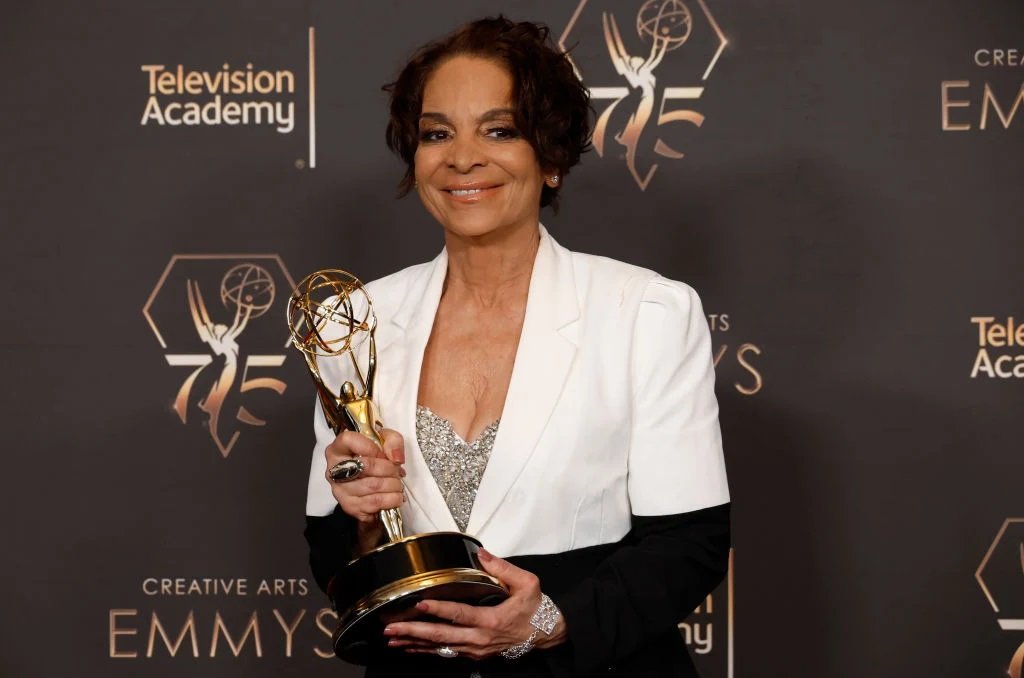 jasmine guy age