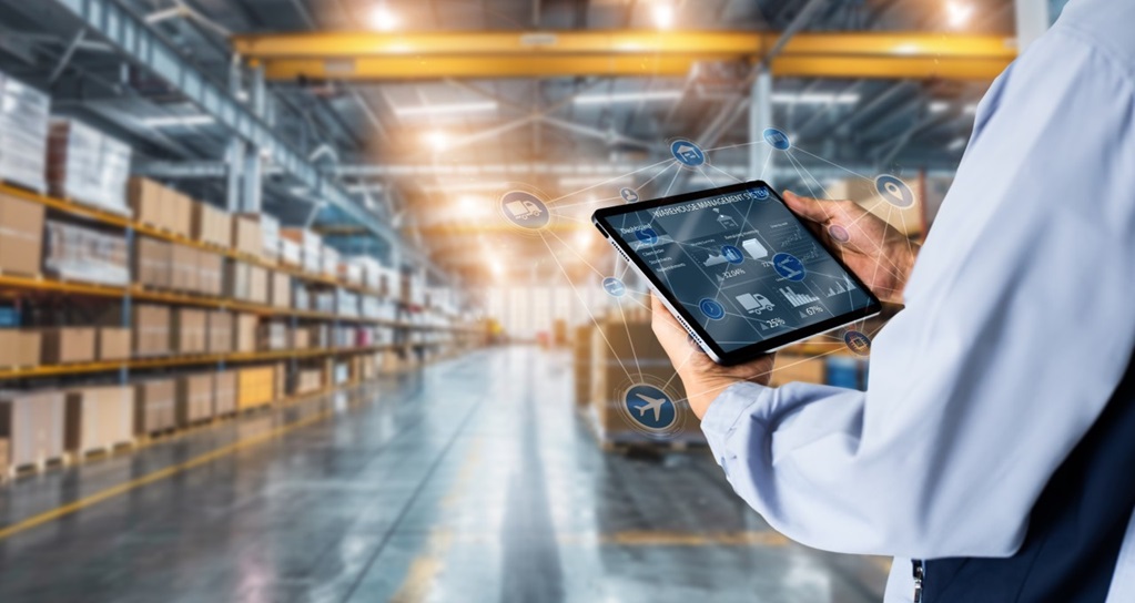 Future-Proofing Your Distribution Center with Smart Tech