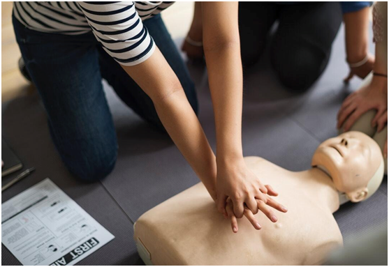 The Ultimate Guide to CPR Training: What You Need to Know