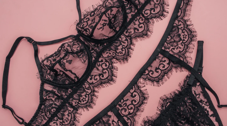 How Black Lace Bras Elevate Everyday Confidence