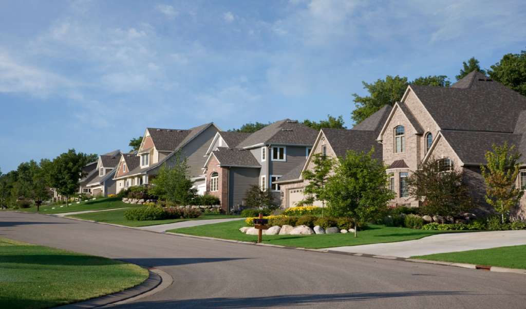 Finding Your Perfect Neighborhood: How an Agent Can Help